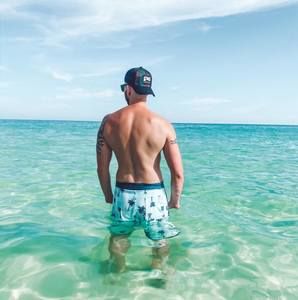 Meet your Posher, Russell